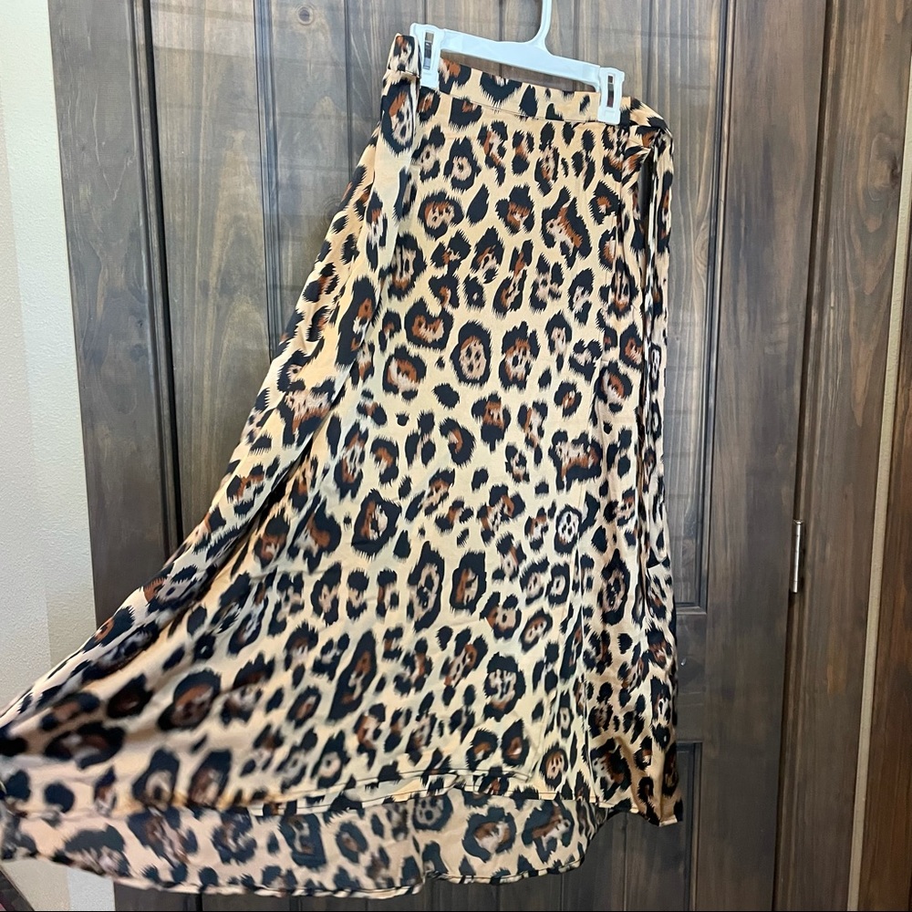 Leopard print skirt